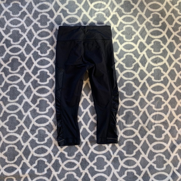 lululemon leggings - Picture 2 of 2